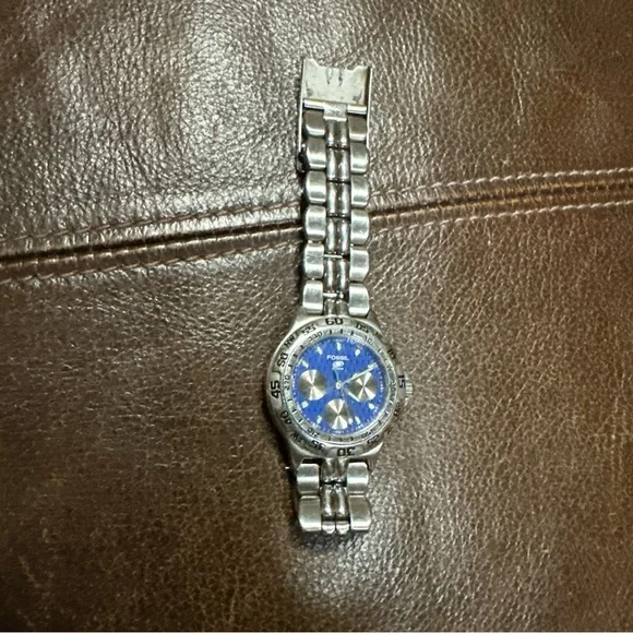 Vintage Fossil Blue (BQ-8793) Stainless Steel w/ Blue Dial Women's Watch. Works - Picture 1 of 4